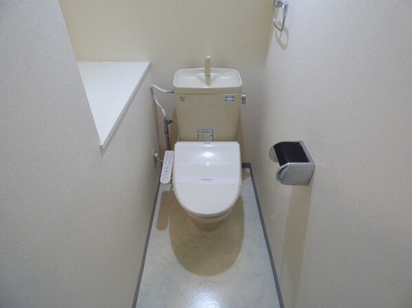 メゾンエトワールの物件内観写真